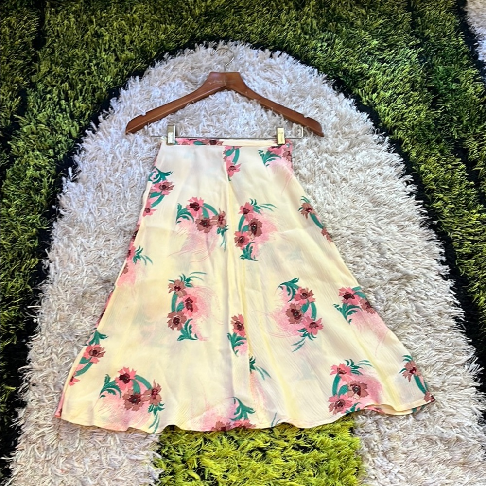 Vintage Floral Crepe Skirt